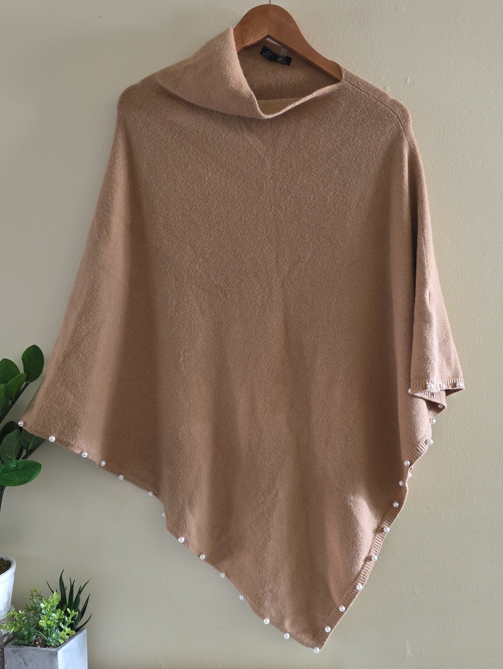 Charlie B Camel Beige Knit Faux Pearl Edge Poncho/Cape O/S